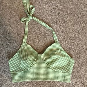 Zip up, tie, halter top